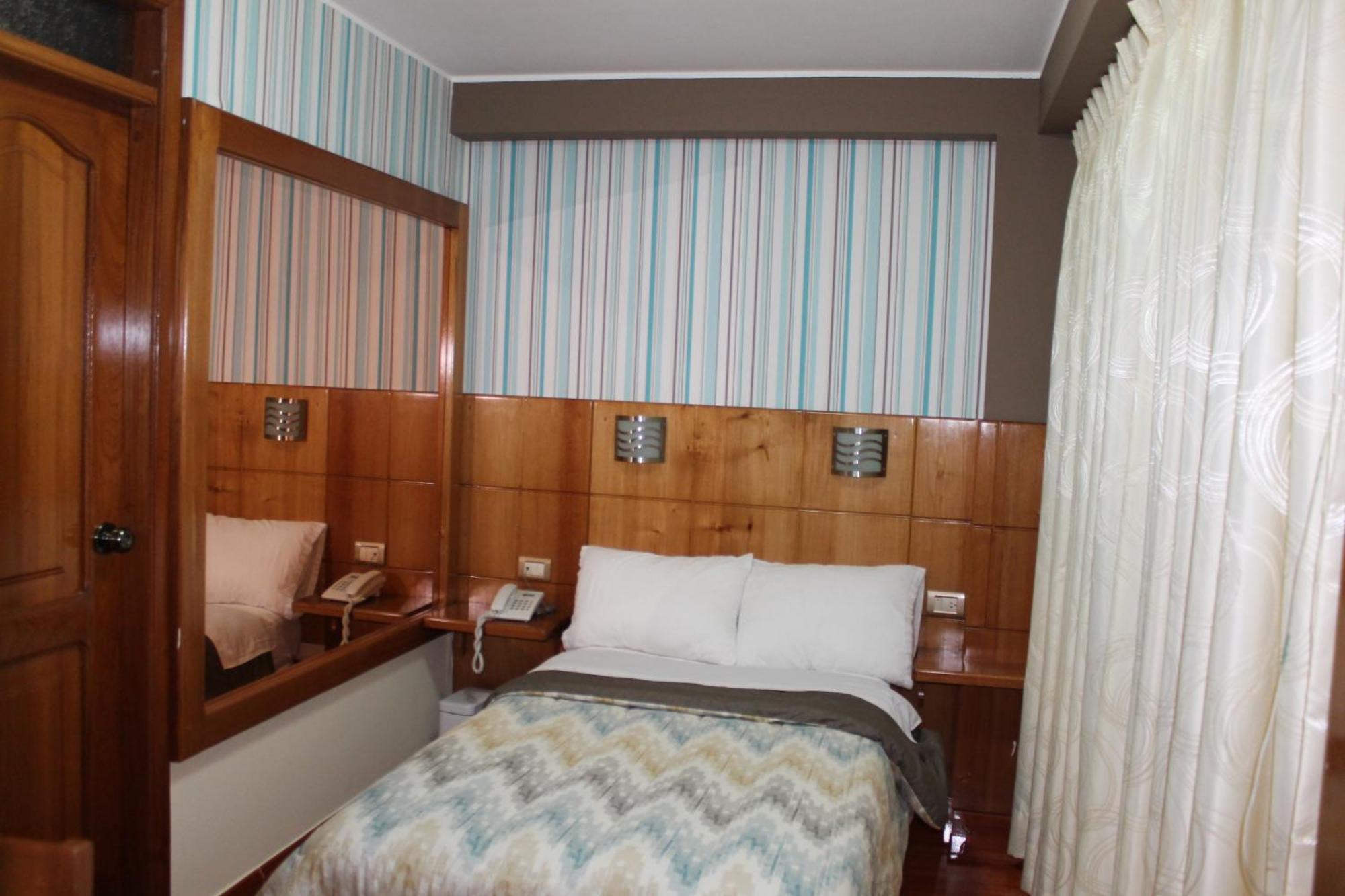 Hotel Venecia Huánuco Szoba fotó